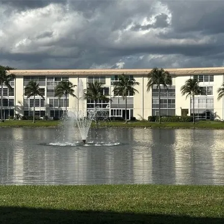 Rent this 2 bed condo on 1798 North Wynmoor Circle in Coconut Creek, FL 33066