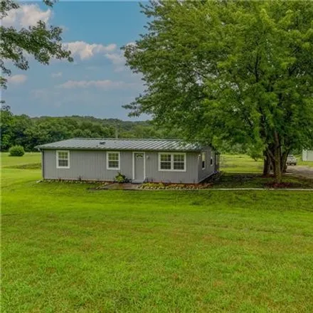 Buy this 2 bed house on 24447 Knight Road in Leavenworth County, KS 66086