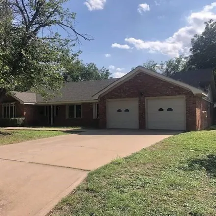 Image 2 - 2221 Brookhollow Drive, Abilene, TX 79605, USA - House for rent