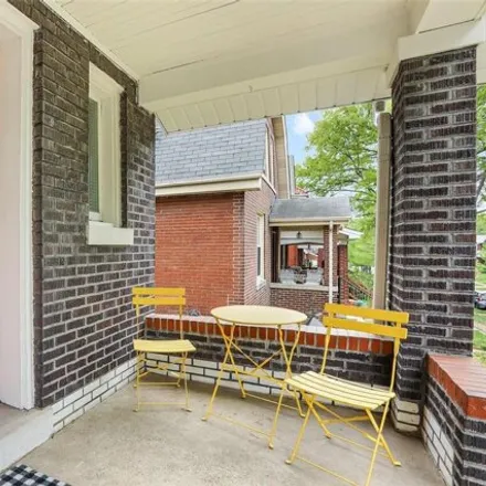 Image 3 - 5338 Sutherland Avenue, St. Louis, MO 63109, USA - House for sale