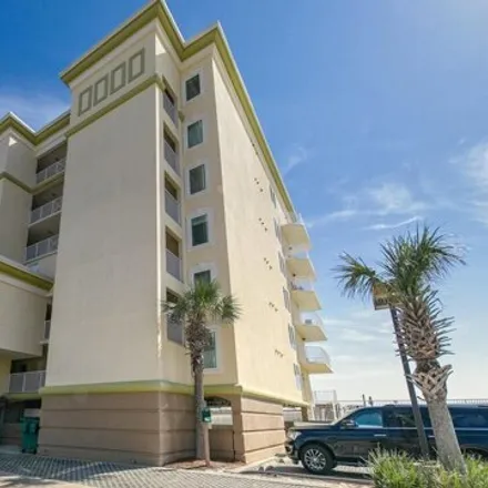 Buy this 3 bed condo on Summer Breeze in Nautilus Court, Okaloosa County