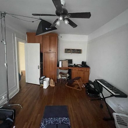 Rent this 1 bed room on 1421 Rowland Street in New York, NY 10461