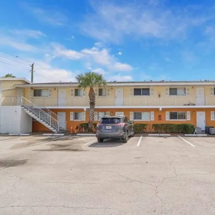 Rent this 2 bed condo on 1563 Crescent Circle in Lake Park, Palm Beach County