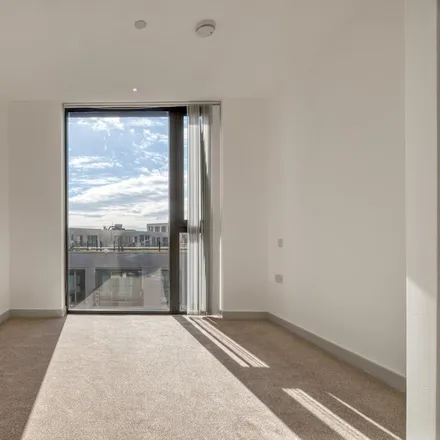 Image 5 - Echo Court, 21 Admiralty Avenue, London, E16 2PN, United Kingdom - Apartment for rent