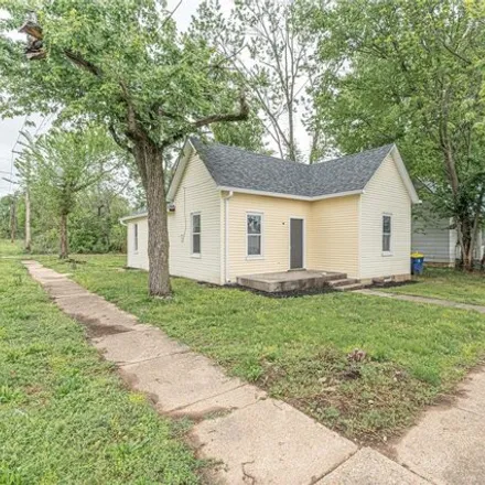 Image 2 - 221 Frederica Street, De Soto, Valle Township, MO 63020, USA - House for sale