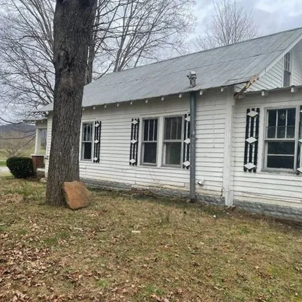 Image 4 - 972 Old Monticello Road, Albany, KY 42602, USA - House for sale