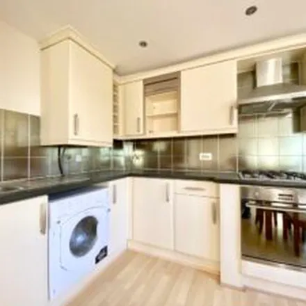 Image 3 - Wallace Place, Granby Hill, Bristol, BS8 4LH, United Kingdom - Apartment for rent