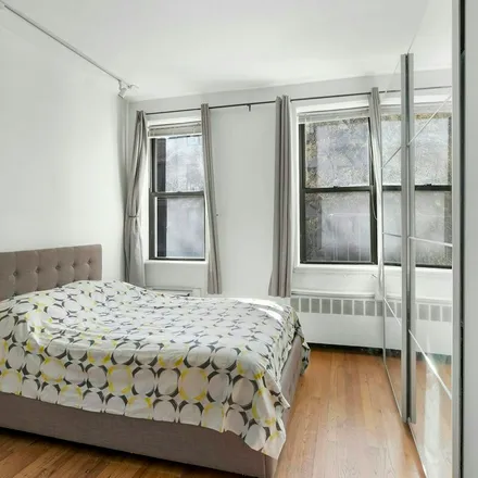 Image 7 - 223 East 78th Street, New York, NY 10075, USA - Apartment for rent