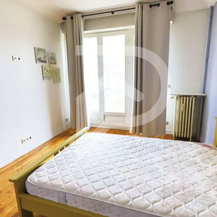 Rent this 3 bed apartment on 3 Rue Camille Périer in 78400 Chatou, France