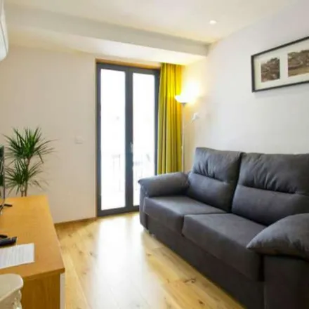 Rent this 1 bed apartment on Jornal de Notícias in Travessa de Alferes Malheiro, 4000-060 Porto