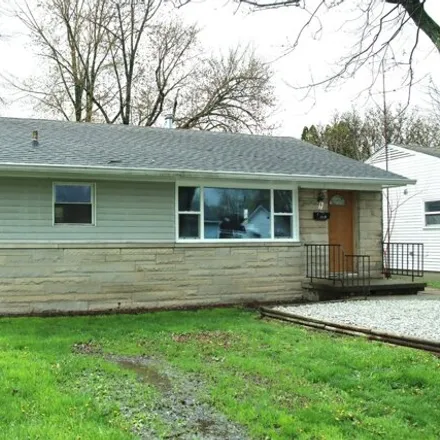 Buy this 3 bed house on 149 East McKenzie Road in Greenfield, IN 46140