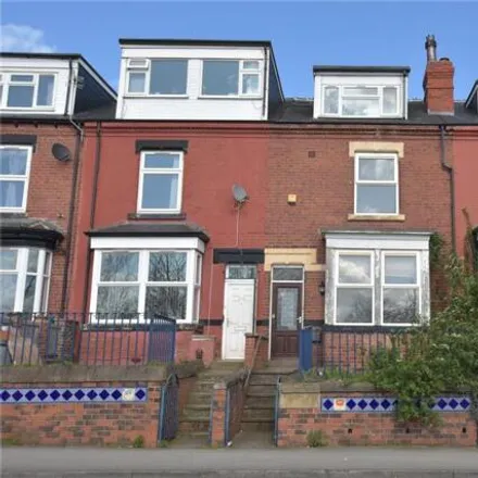 Buy this 4 bed townhouse on Back Burley Lodge Terrace in Leeds, LS6 1QB