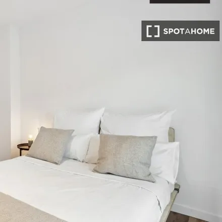 Rent this 2 bed room on Almas in Beusselstraße 44R, 10553 Berlin
