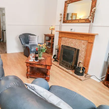 Rent this 2 bed townhouse on Wormhill in SK17 8EA, United Kingdom