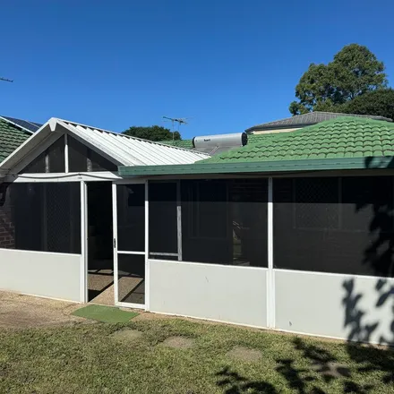 Rent this 5 bed apartment on Ballinger Crescent in Albany Creek QLD 4035, Australia