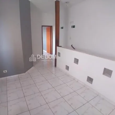 Rent this 3 bed apartment on Rua Rio de Janeiro in Centro, Poços de Caldas - MG
