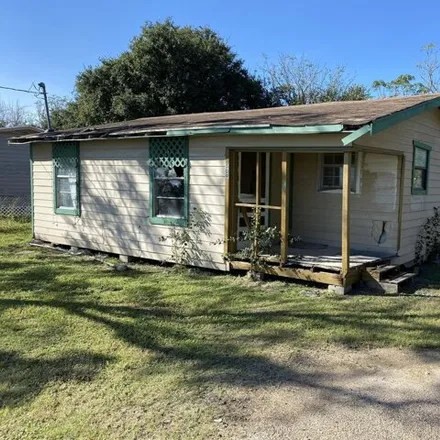 Buy this 3 bed house on 513 North State Highway 359 in Mathis, TX 78368
