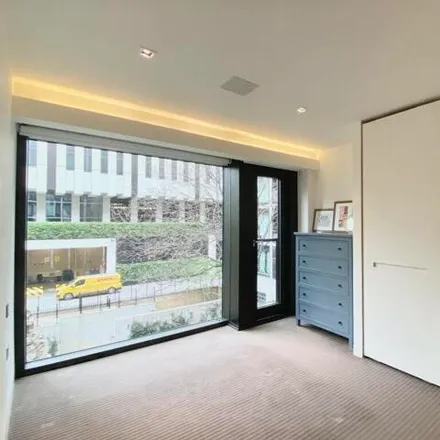 Image 9 - Roman House, Fore Street, Barbican, London, EC2Y 5DB, United Kingdom - Room for rent