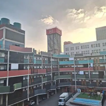 Image 4 - Caltex, Commissioner Street, Johannesburg Ward 124, Johannesburg, 2001, South Africa - Apartment for rent