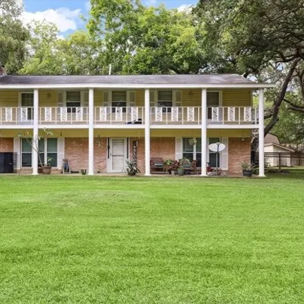 Buy this 4 bed house on 654 Woodway Road in Brazoria County, TX 77515
