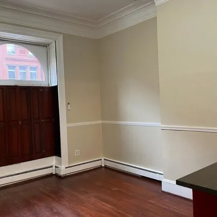 Image 3 - 825 Park Avenue, Baltimore, MD 21201, USA - Apartment for rent