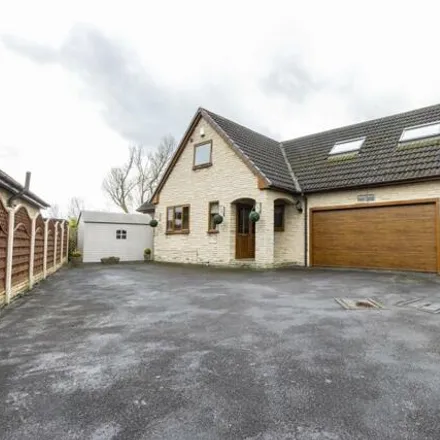 Buy this 4 bed house on Meadow Close in Chesterfield, S43 2HB