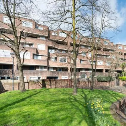 Image 8 - Tolchurch, Dartmouth Close, London, W11 1DT, United Kingdom - Apartment for sale