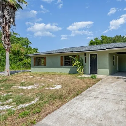 Image 4 - 3812 Lucerne Ave, Mims, Florida, 32754 - House for sale