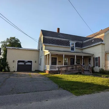 Buy this 4 bed house on 9 Pine St in Haverhill, New Hampshire