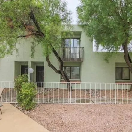 Buy this 2 bed house on North la Cañada Drive in Pima County, AZ 85704