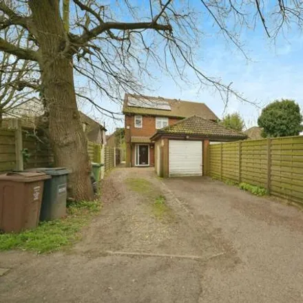 Image 1 - unnamed road, Chiswell Green, AL2 2LJ, United Kingdom - Duplex for sale
