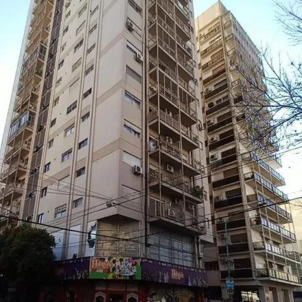 Buy this 2 bed apartment on San Martín 500 in Quilmes Este, Quilmes