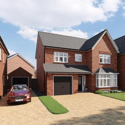 Buy this 5 bed house on Norwich Close in Horeston Grange, CV11 6GF