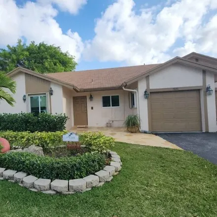 Buy this 3 bed house on 7792 Northwest 60th Street in Tamarac, FL 33321