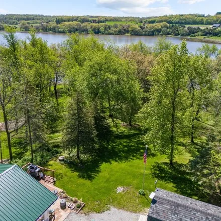 Image 2 - Twin Lakes Road, Green Lake, WI 53946, USA - House for sale