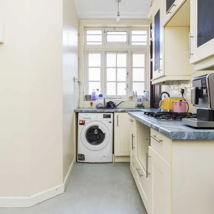 Rent this 3 bed apartment on Jessel House in Judd Street, London