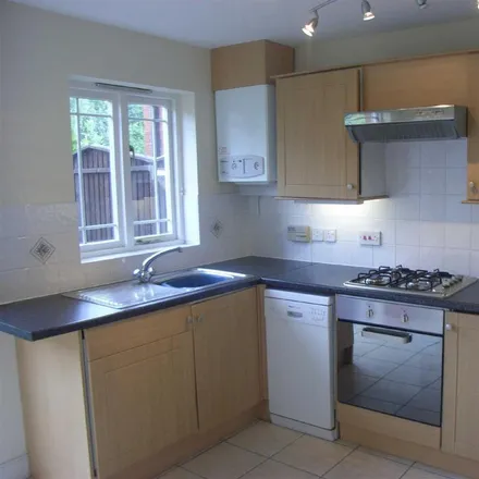 Image 2 - 10 Barford Drive, Dean Row, SK9 2GB, United Kingdom - House for rent