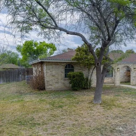 Image 1 - 414 Enchanted Way, Del Rio, TX 78840, USA - House for sale