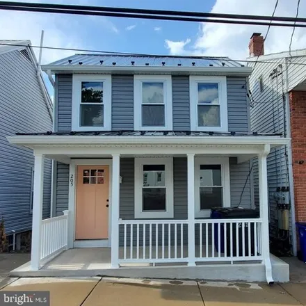 Rent this 3 bed house on 205 N Seton Ave in Emmitsburg, Maryland