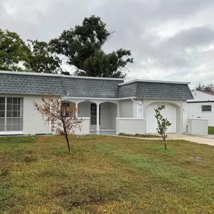 Buy this 3 bed house on 3351 Overland Drive in Beacon Square, Pasco County