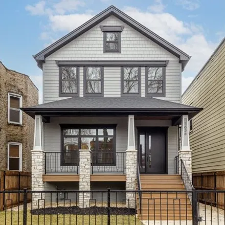 Buy this 4 bed house on 1636 West Carmen Avenue in Chicago, IL 60640