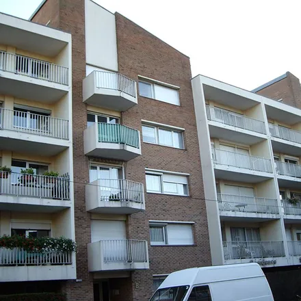 Rent this 4 bed apartment on 748 Rue de l'Université in 62400 Béthune, France