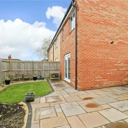 Image 6 - Lawson Close, Newcastle upon Tyne, NE6 2US, United Kingdom - House for sale