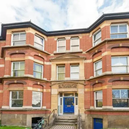 Buy this 3 bed apartment on Kingdom Hall of Jehovah's Witnesses in 200 New Cross Road, London