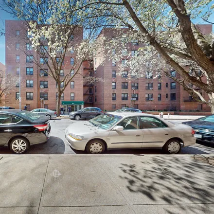 Image 3 - #6W, 33-26 92nd Street, Jackson Heights, Queens, New York - Apartment for sale