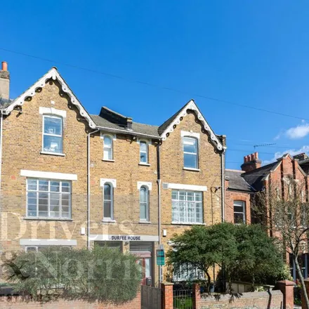 Rent this 4 bed apartment on Turnage Road in London, RM8 1RB