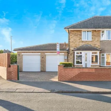 Buy this 3 bed duplex on Charnwood Drive in Doncaster, DN4 9BX