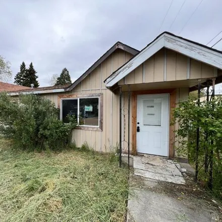 Buy this 4 bed house on 755 Central Ave in Willits, California