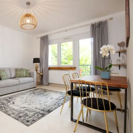 Rent this 2 bed apartment on Gossowstraße 1 in 10777 Berlin, Germany