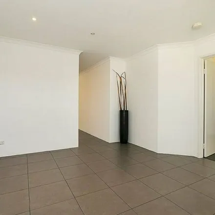 Image 5 - 7 Gowrie Approach, Canning Vale WA 6155, Australia - Apartment for rent
